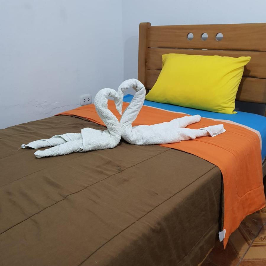 Lima Airport Hostel With Free Airport Pick Up Extérieur photo