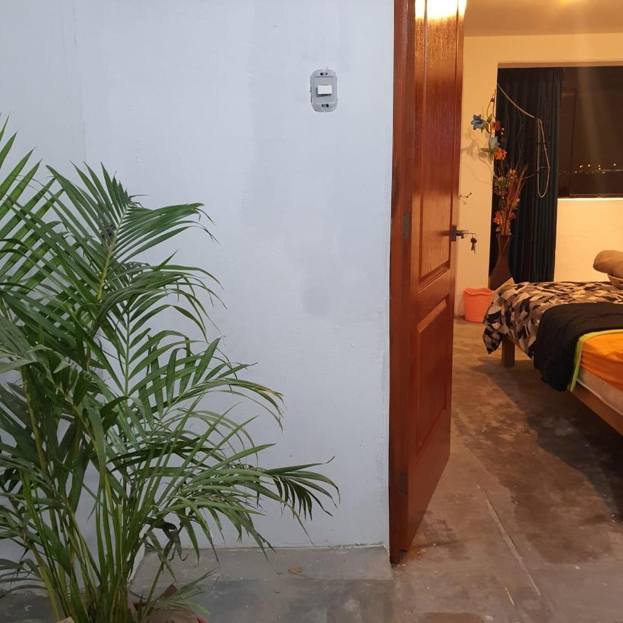 Lima Airport Hostel With Free Airport Pick Up Extérieur photo