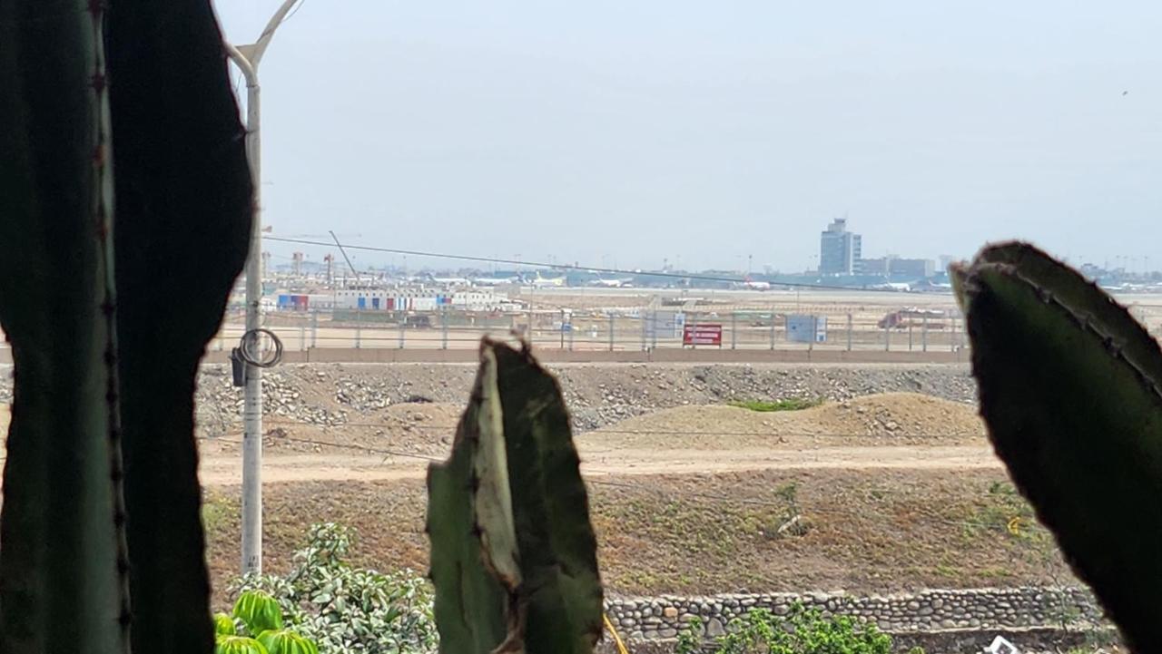 Lima Airport Hostel With Free Airport Pick Up Extérieur photo