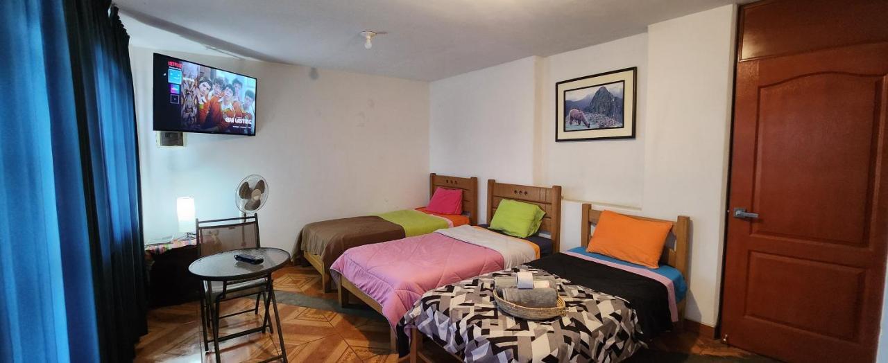 Lima Airport Hostel With Free Airport Pick Up Extérieur photo