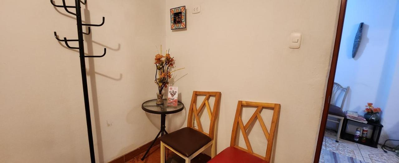 Lima Airport Hostel With Free Airport Pick Up Extérieur photo