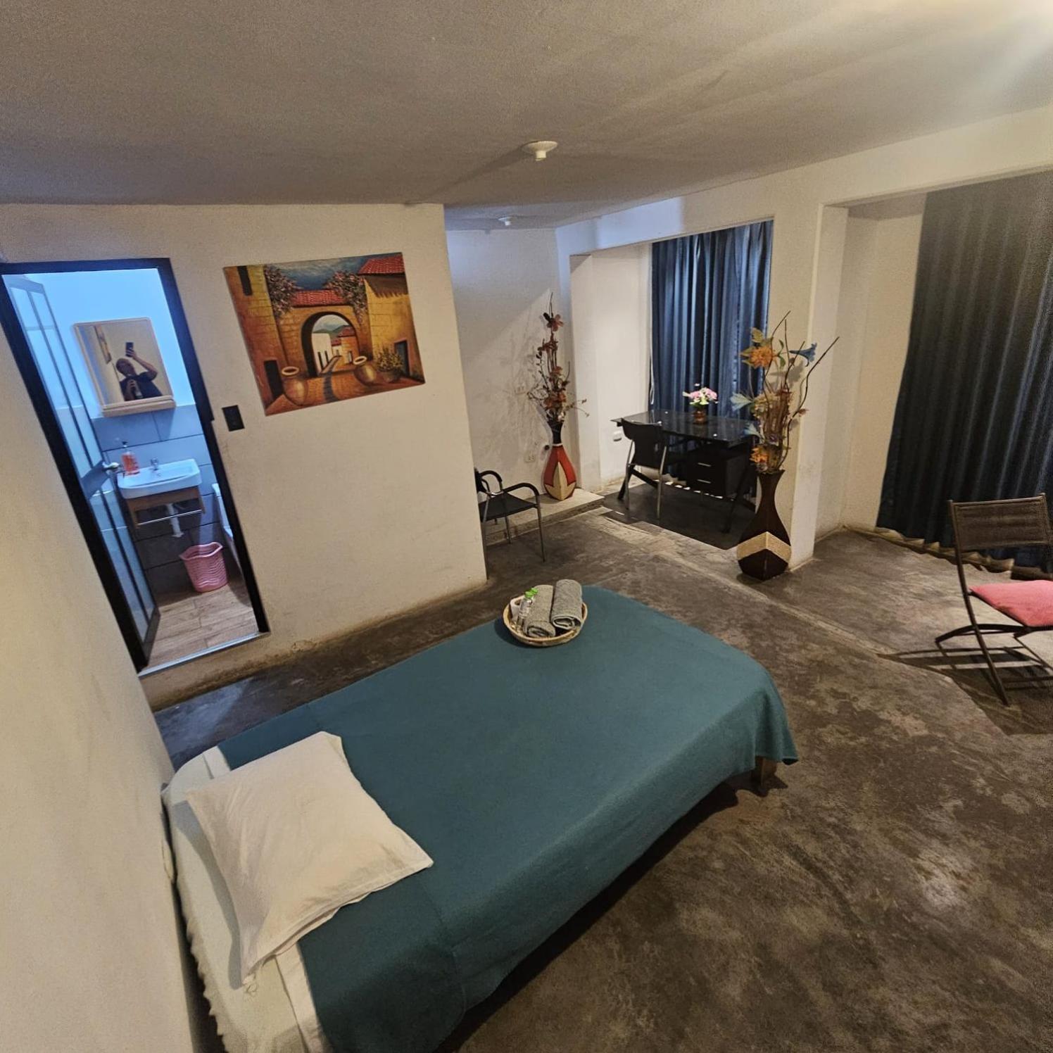 Lima Airport Hostel With Free Airport Pick Up Extérieur photo