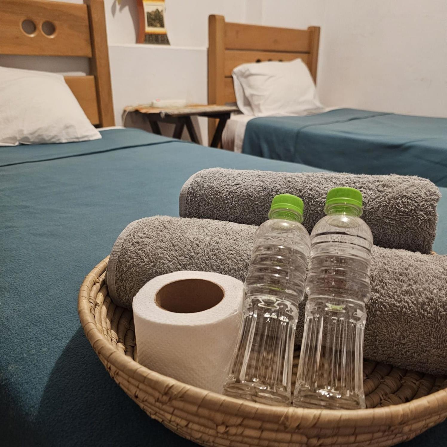 Lima Airport Hostel With Free Airport Pick Up Extérieur photo